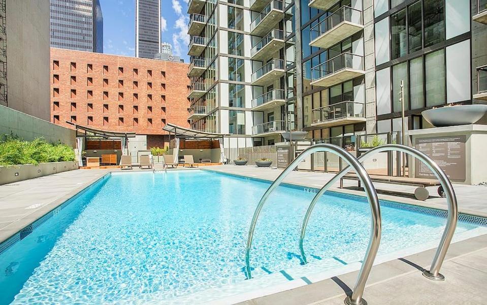 Apartment 2 Bed 2 Bath X Street La Live, Convention Center, Microsoft Theater Los Angeles